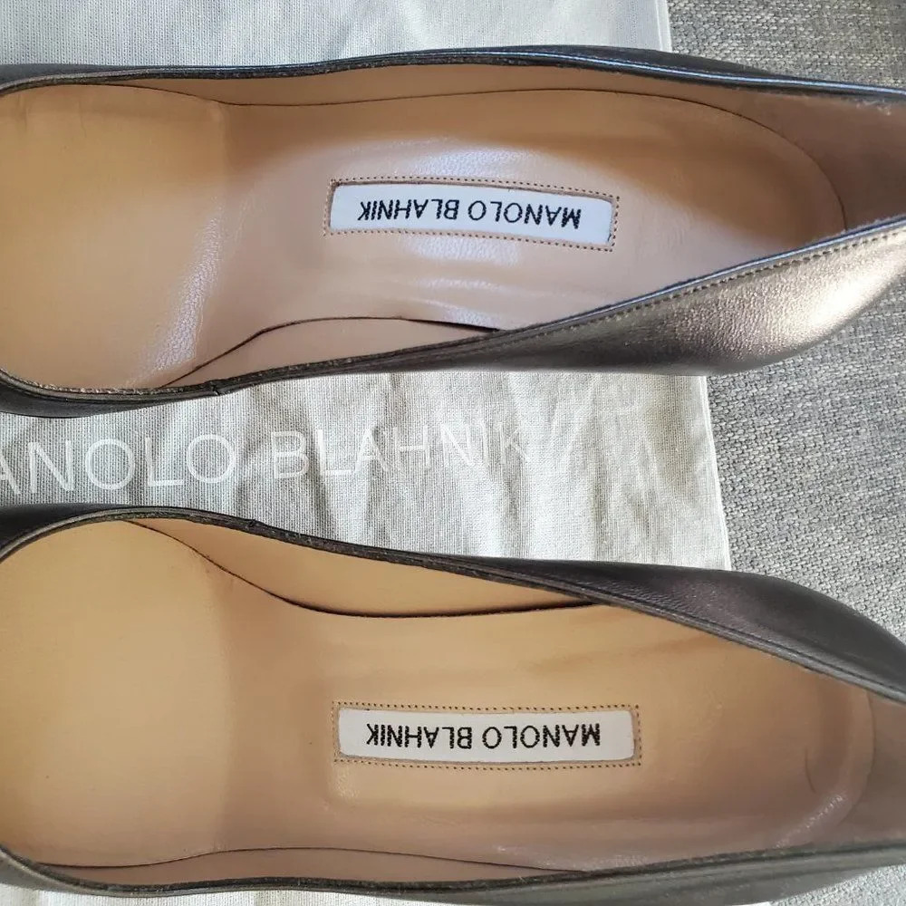 Manolo Blahnik Women Brown Suede Slip-on Dress Pumps Heel Size 38 - Picture 5 of 11